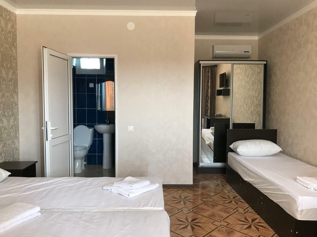 Ainar Hotel Gagra Exterior foto