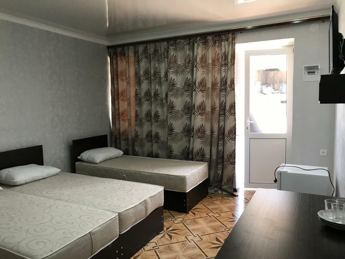 Ainar Hotel Gagra Exterior foto